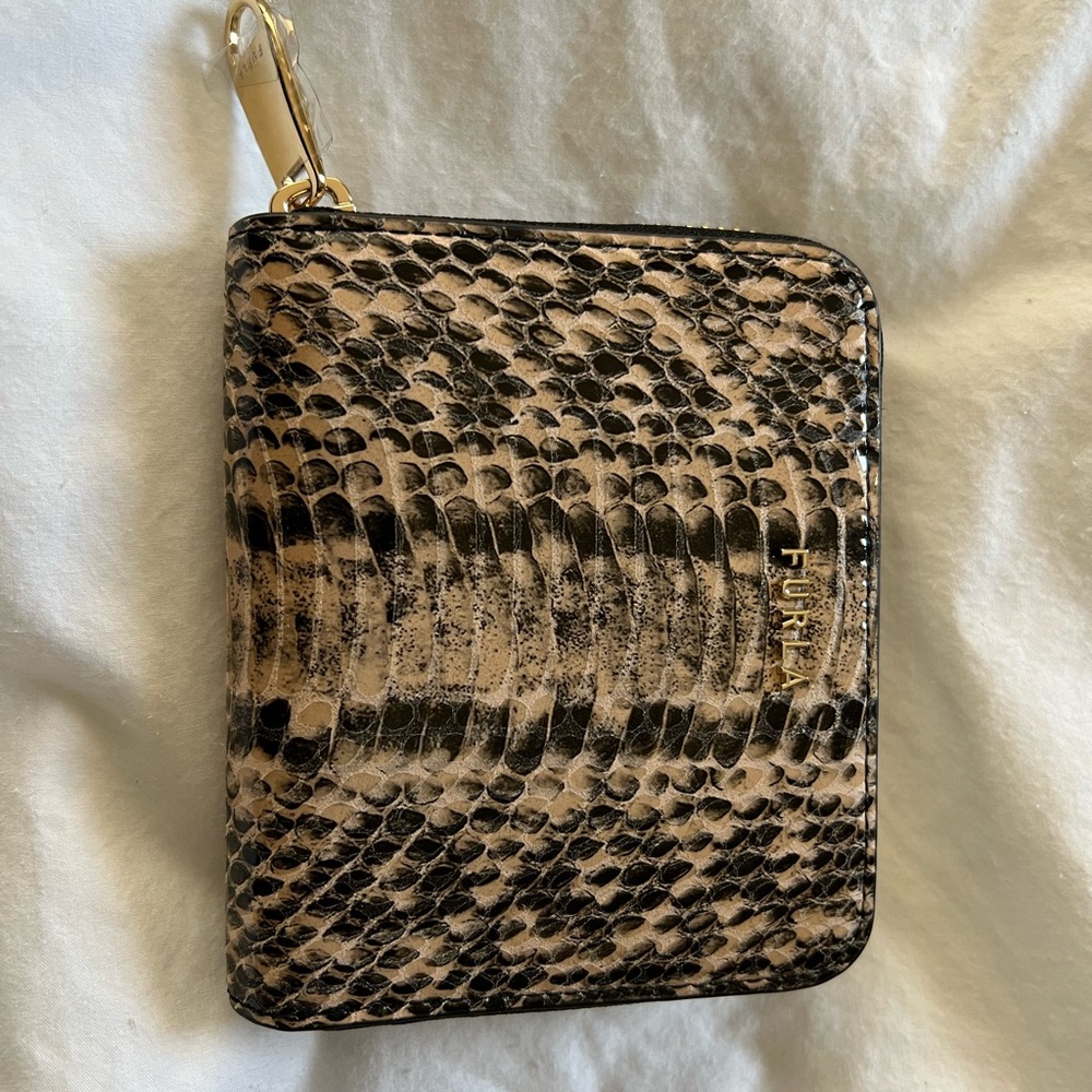 Women’s wallet